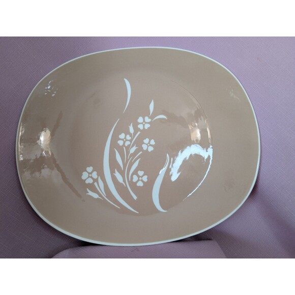 Vintage Harkerware Serving Platter, Pink, 11"x9-1/2", 1950's - Picture 7 of 7